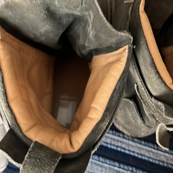 Cinzia Araia Kids, beautiful green boots, very good condition. - Picture 4 of 6